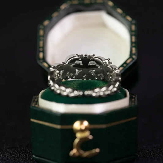 Anillo de Boda Floral para Mujer – Oro 14K, 18K o Plata 925 con Diamante o Moissanita Lumiere Jewelrys