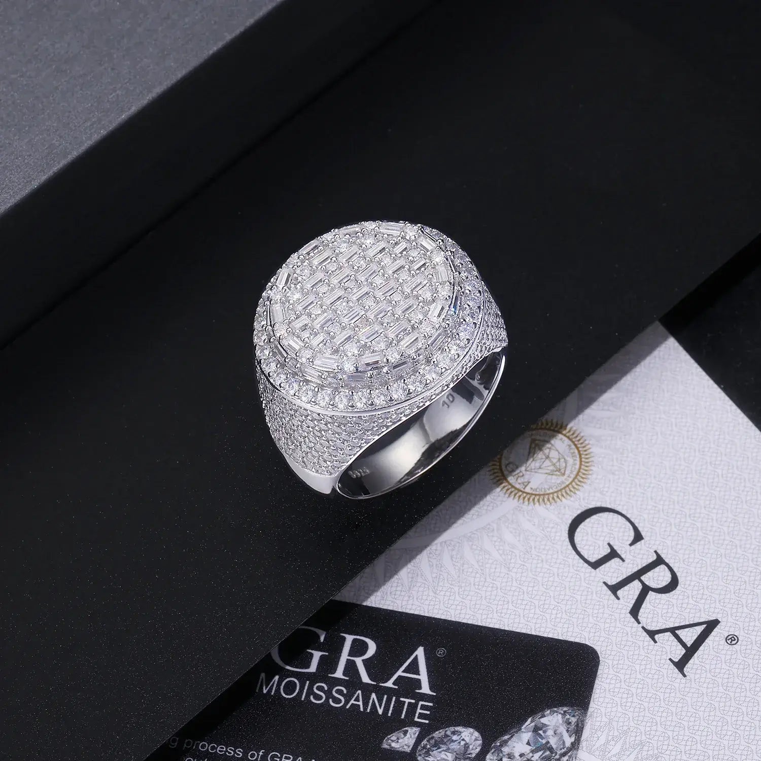 The Sovereign Ring | Anillo Moissanita con Certificado GRA | Plata 925 Baño Platino | Hombre Lumiere Jewelrys