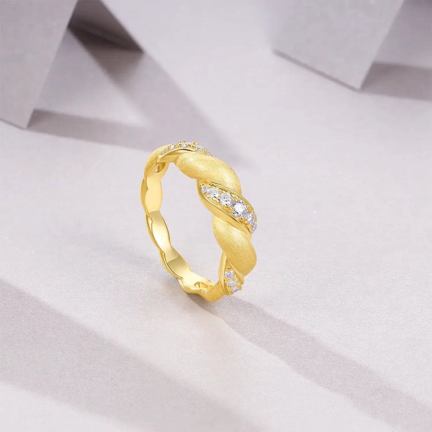 Anillo Moissanita con Certificado GRA | Plata 925 Baño Oro 18K | Minimalismo de Lujo Lumiere Jewelrys