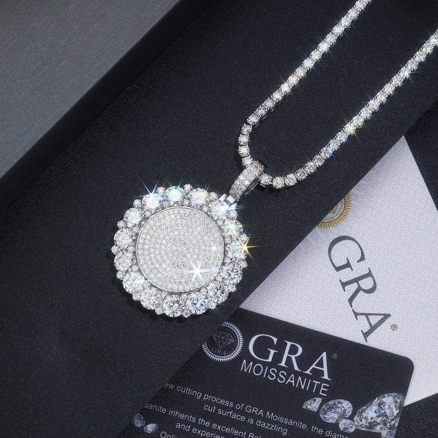 Colgante Moissanita con Certificado GRA | Plata 925 Baño Platino | Lujo Moderno | Sin Cadena Lumiere Jewelrys